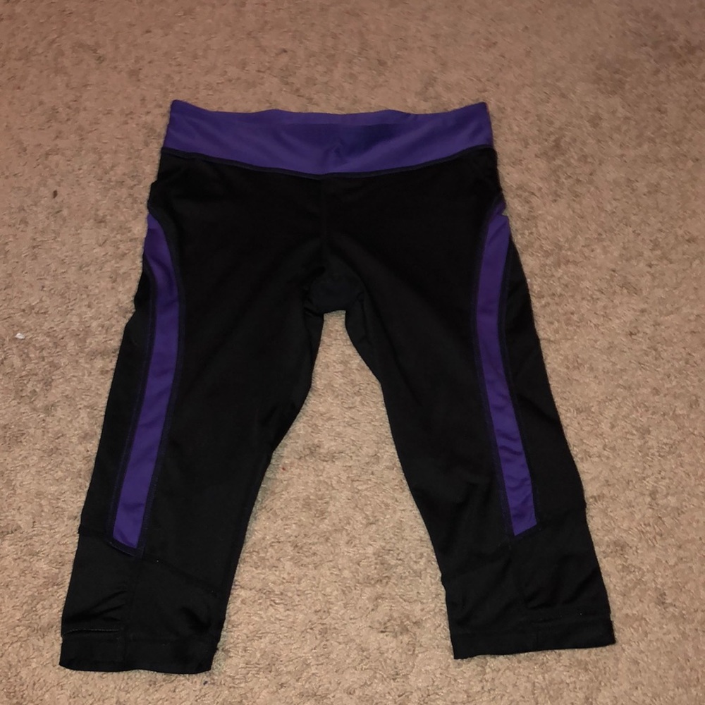 Athletic leggings